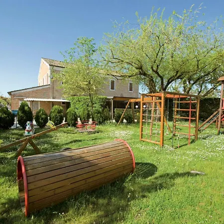 Locazione Turistica Camping Classe Village.5 * Lido di Dante